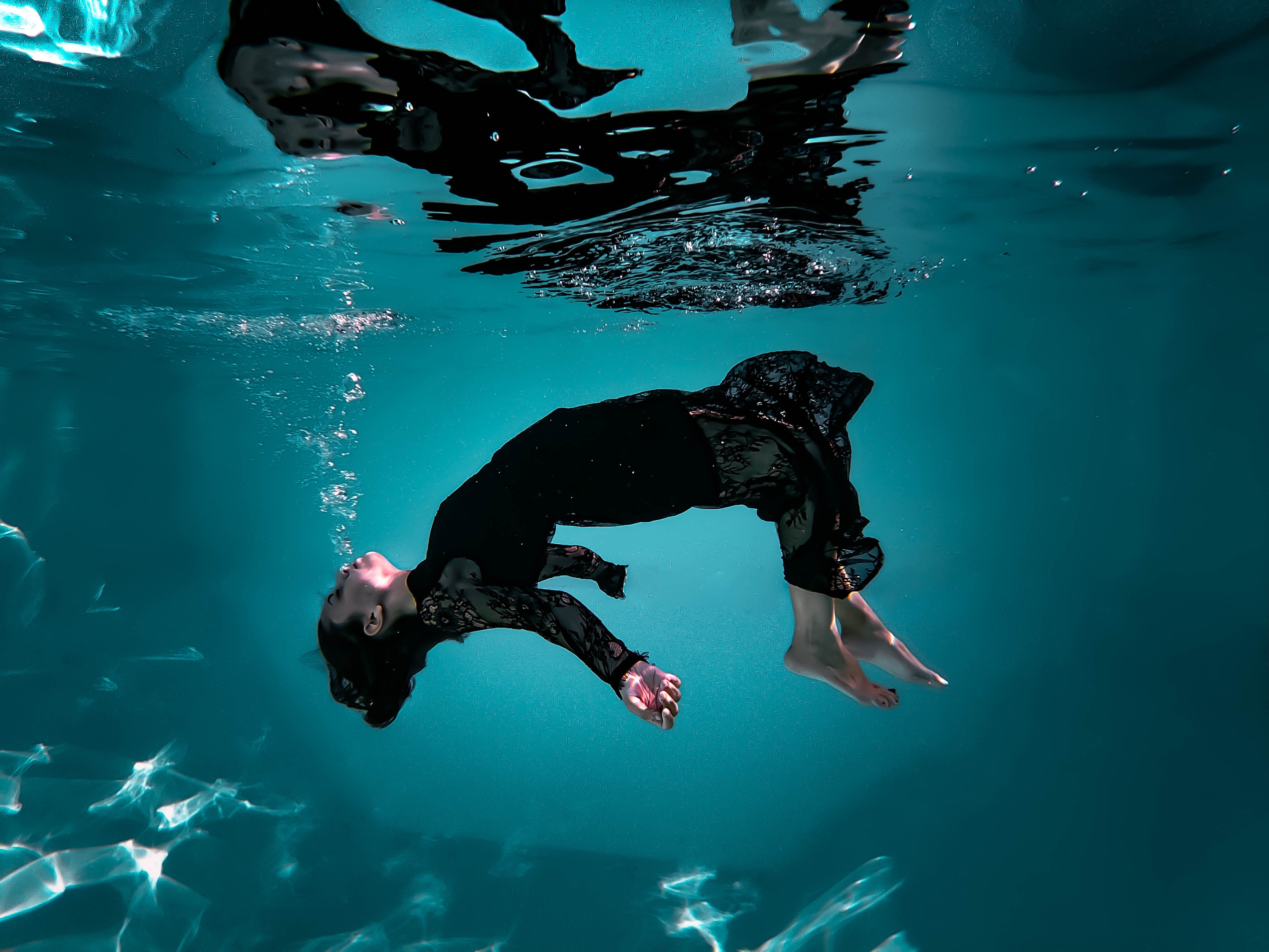 Feeling overwhelmed by all the changes in your life? Here are 3 ways to ditch the stress and get back on track…